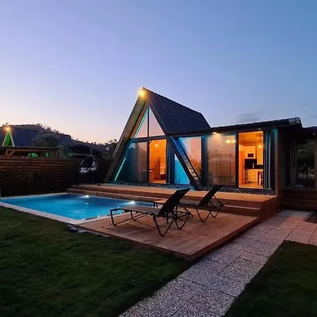 Zeytin Havuzlu Jakuzili Fethiye